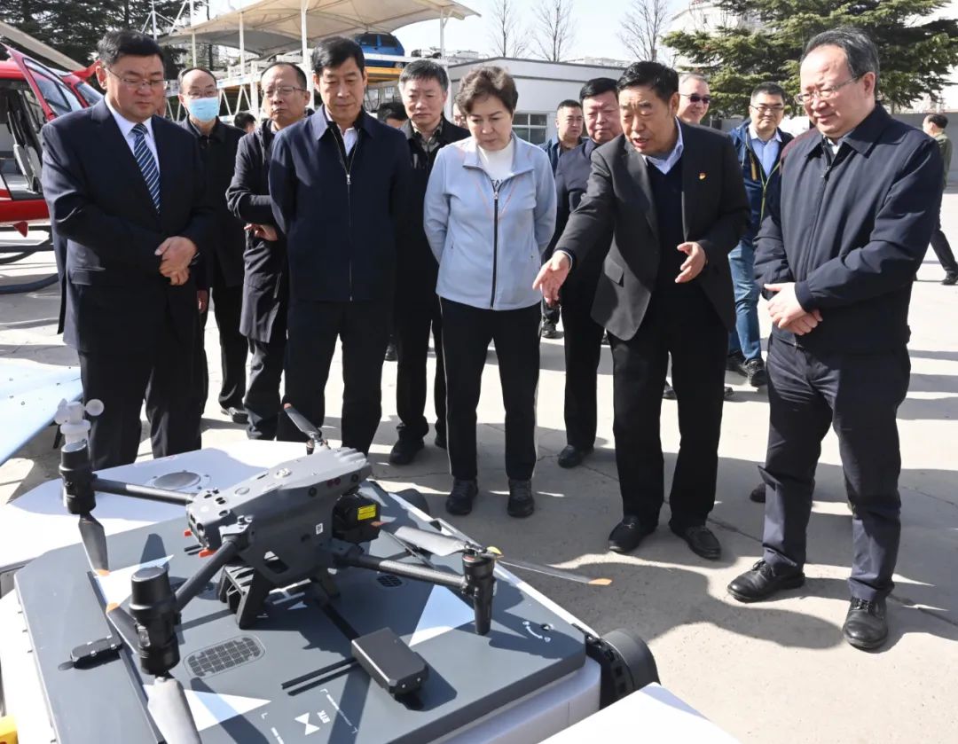 ɽ��ʡ��Э����ϯ������һ��ݰ��im�羺��(�й�)���Ӿ���ƽ̨ͨ������ר�����