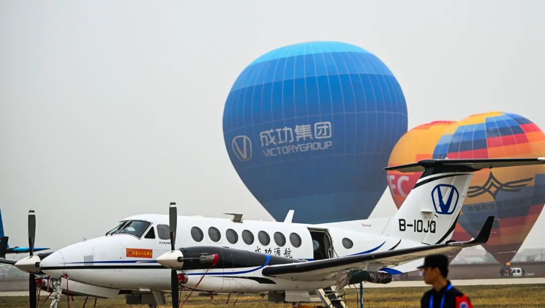 ���ٸ�������������im�羺��(�й�)���Ӿ���ƽ̨ͨ��10�ܷɻ�����̫ԭ����չ����